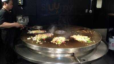 Hong's Buffet And Mongolian Grll