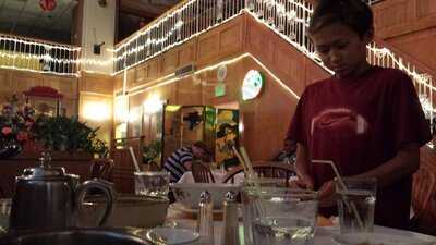 Uncle Lee's Szechuan