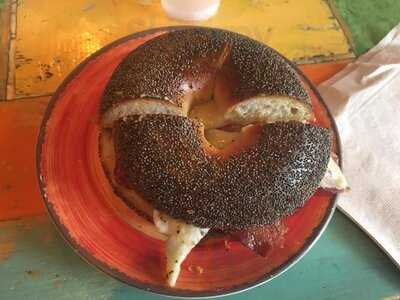 Plg Coffee House And Tavern