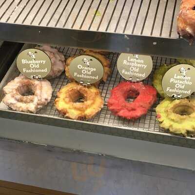 Stan's Donuts And Coffee