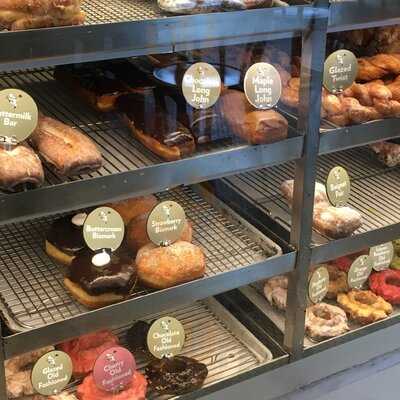 Stan's Donuts And Coffee