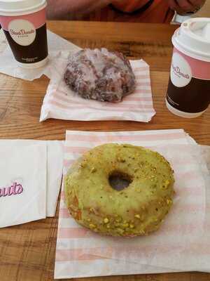 Stan's Donuts And Coffee