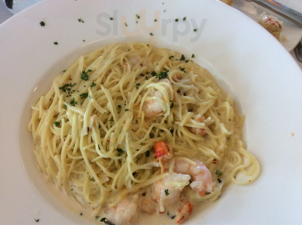 Messina's Runway Cafe