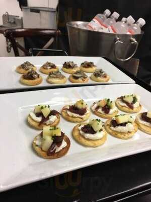 Mitchell's Steakhouse - Crosswoods