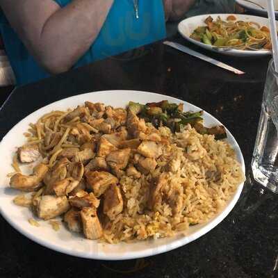 Kabuto Sushi Bar & Grill