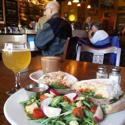 Costello's Travel Caffe