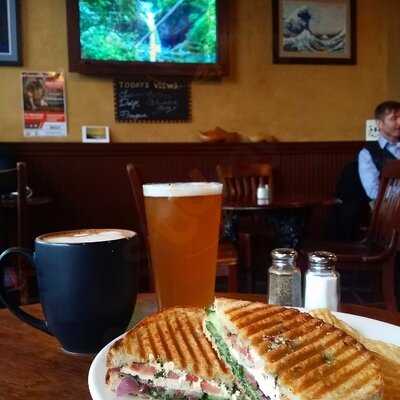 Costello's Travel Caffe