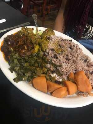 Mama's Carribean Grill