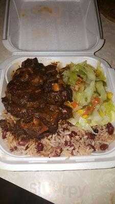 Mama's Carribean Grill