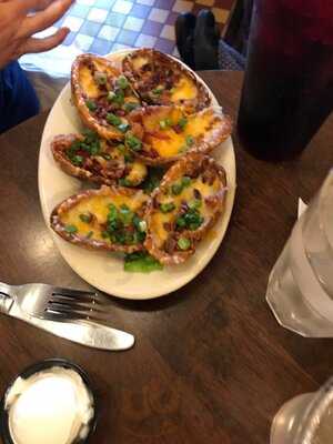 B. D. Riley's Irish Pub & Restaurant At Mueller