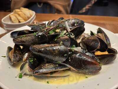 Little Alley Steakhouse