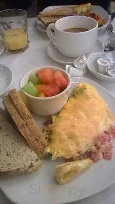 Oyster Bay Seafood & Wine Bar