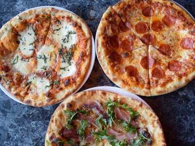 Kings Dining & Entertainment