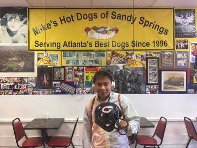 Mike's Chicago Hot Dogs