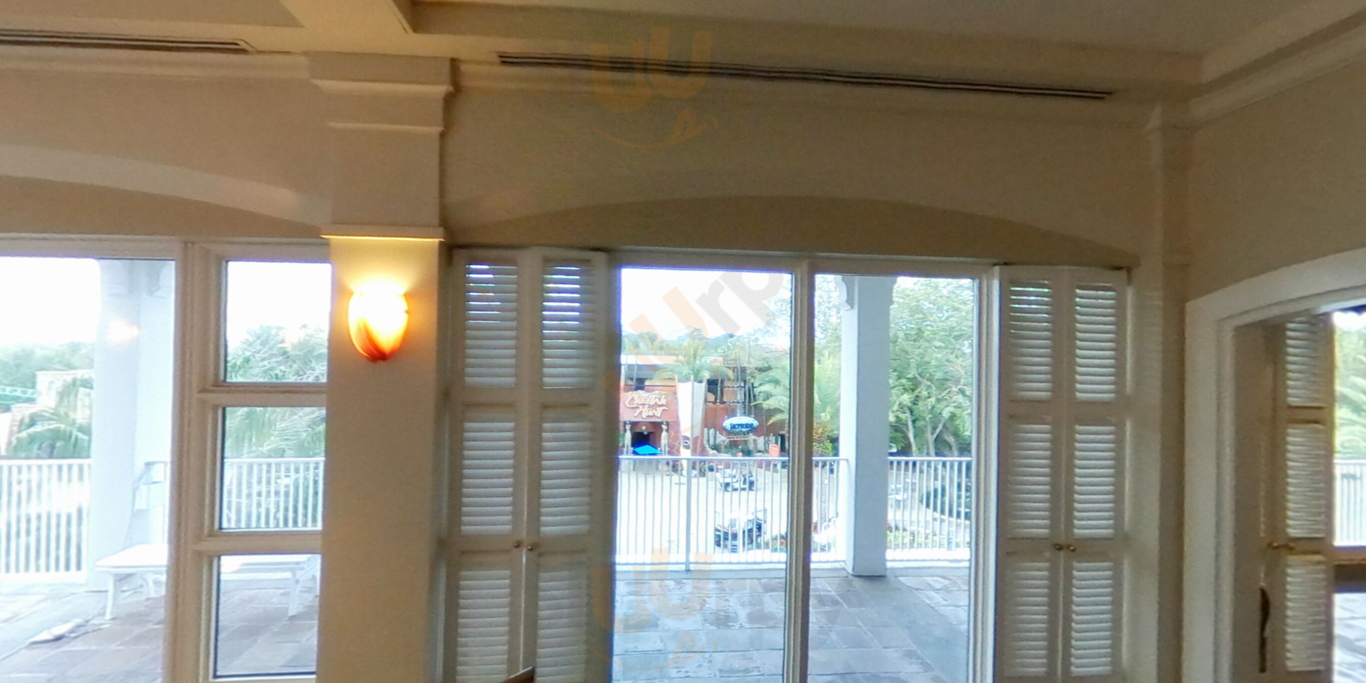 Serengeti Overlook Restuarant