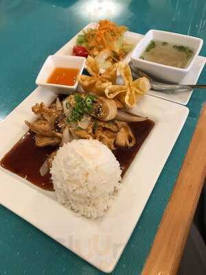 Manee Thai Cuisine In