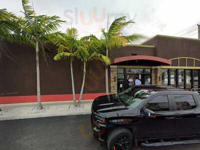 3 Chefs And A Chicken