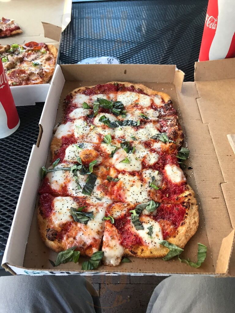 Dc Pizza