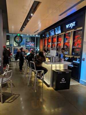W Xyz Bar In Aloft New Orleans