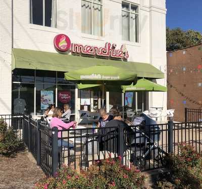 Menchie's Frozen Yogurt