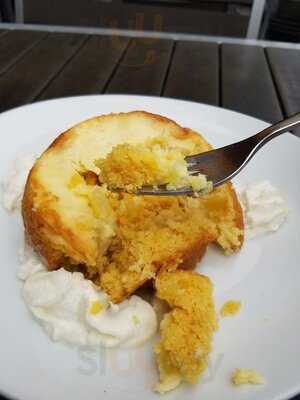 California Pizza Kitchen