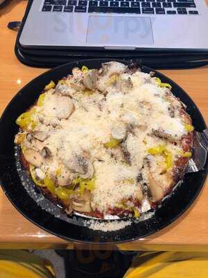 Massey's Pizza Sports Bar & Wings