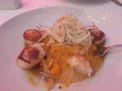 Niles Bar & Restaurant