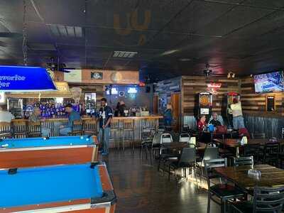 Brewskis Sports Bar & Grill