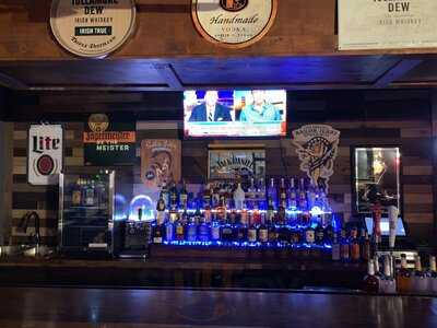 Brewskis Sports Bar & Grill