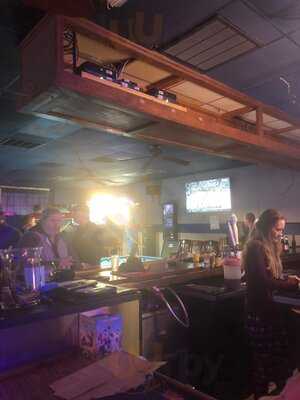 Brewskis Sports Bar & Grill