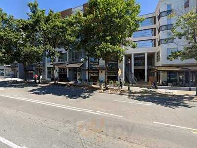 The Rogue Irish Pub & Kitchen