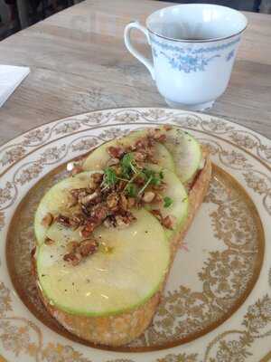 Fiddlehead Fern Cafe