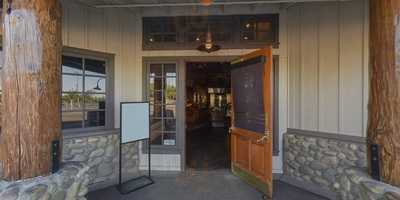 Claim Jumper Restaurants