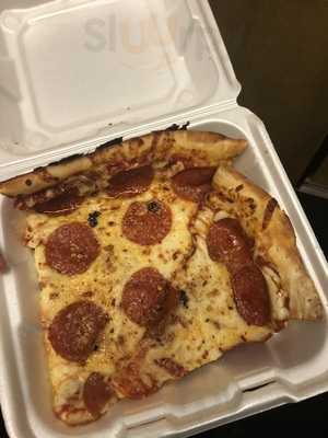 Captain Tony's Pizza & Pasta