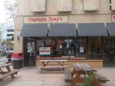 Captain Tony's Pizza & Pasta