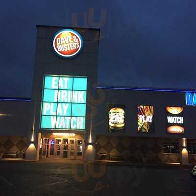 Dave & Buster's