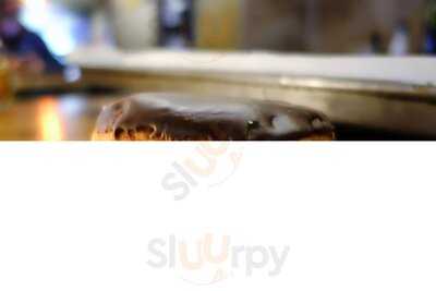 Moe's Doughs Donut Shop