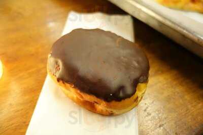 Moe's Doughs Donut Shop