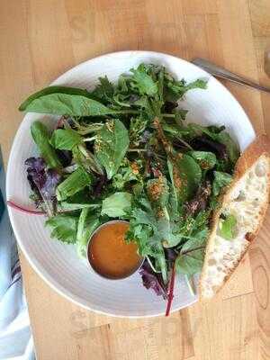 Epicerie Cafe & Grocery