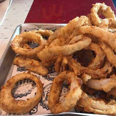 Willie's Grill & Icehouse