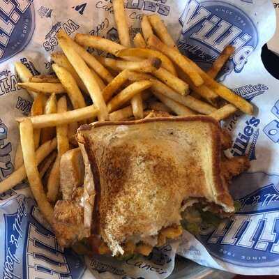 Willie's Grill & Icehouse