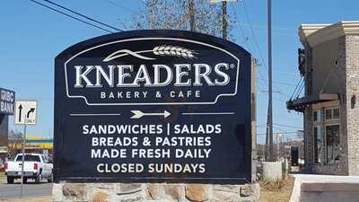 Kneaders Bakery & Cafe Alamo Ranch
