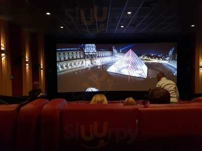 Cinebistro At The Rotunda