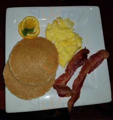 Vince Neil's Tatuado Eat Drink Party