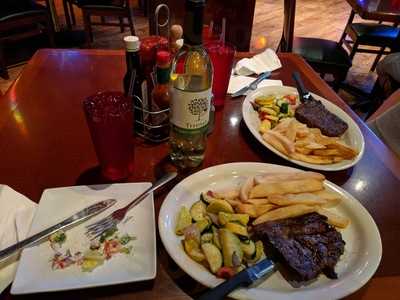 Vince Neil's Tatuado Eat Drink Party