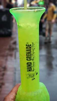 Little Tropical Isle