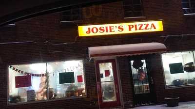 Josie's Pizza