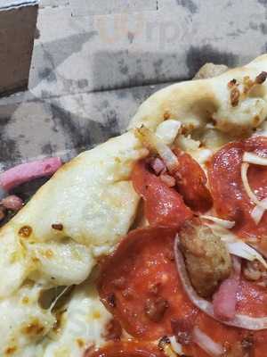 Little Ceasars Pizza