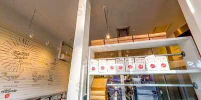 Callie's Hot Little Biscuit