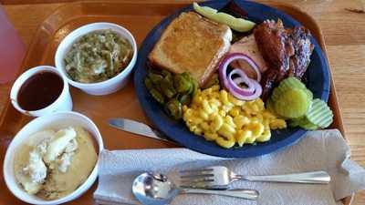 Pok-e-jos Smokehouse